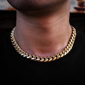 Miami Cuban Link Choker (12mm) in 14k Yellow Gold